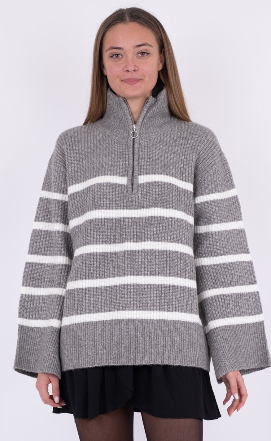 Neo Noir Genser - Nevena - Dark Grey/Off. White