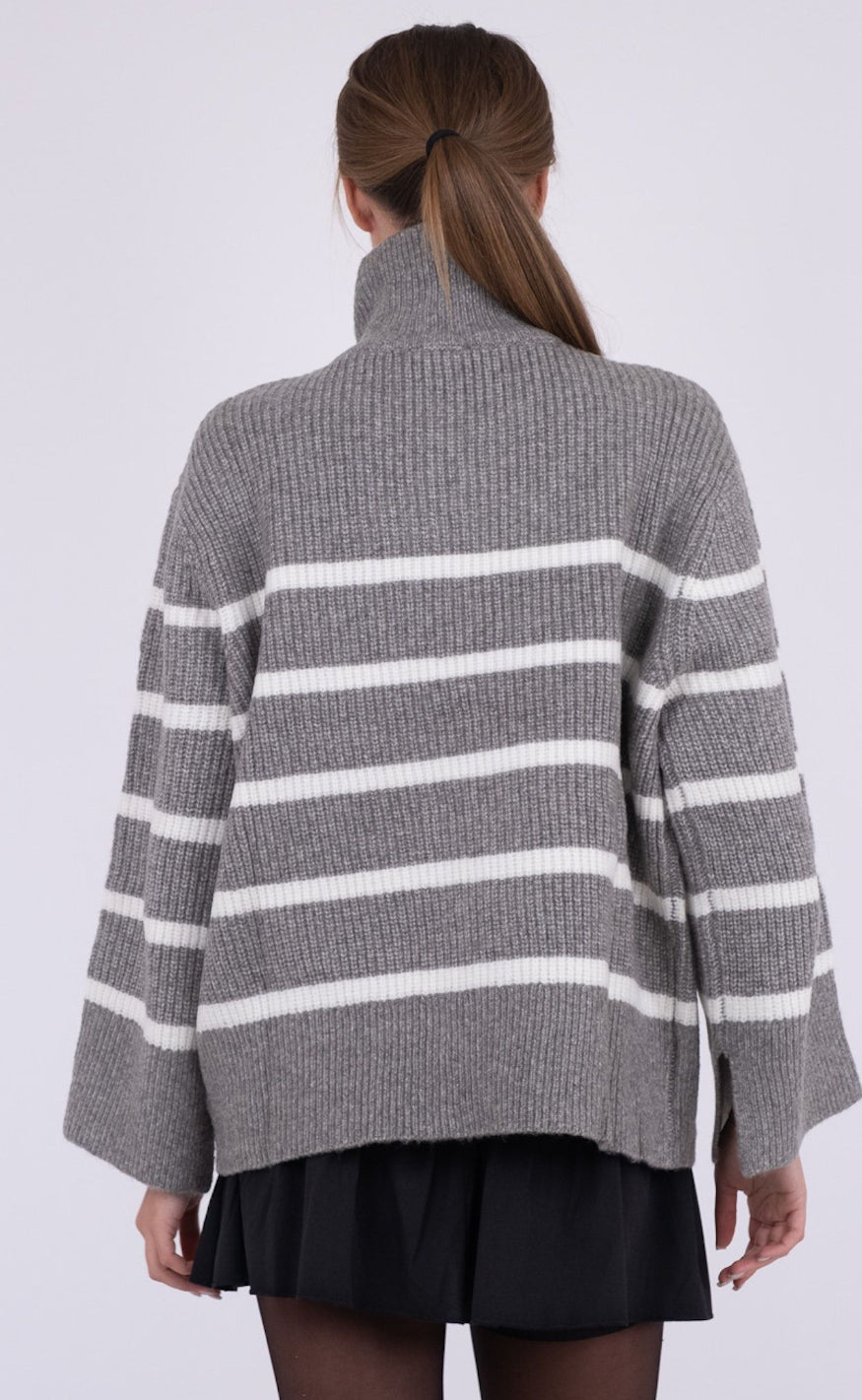 Neo Noir Genser - Nevena - Dark Grey/Off. White