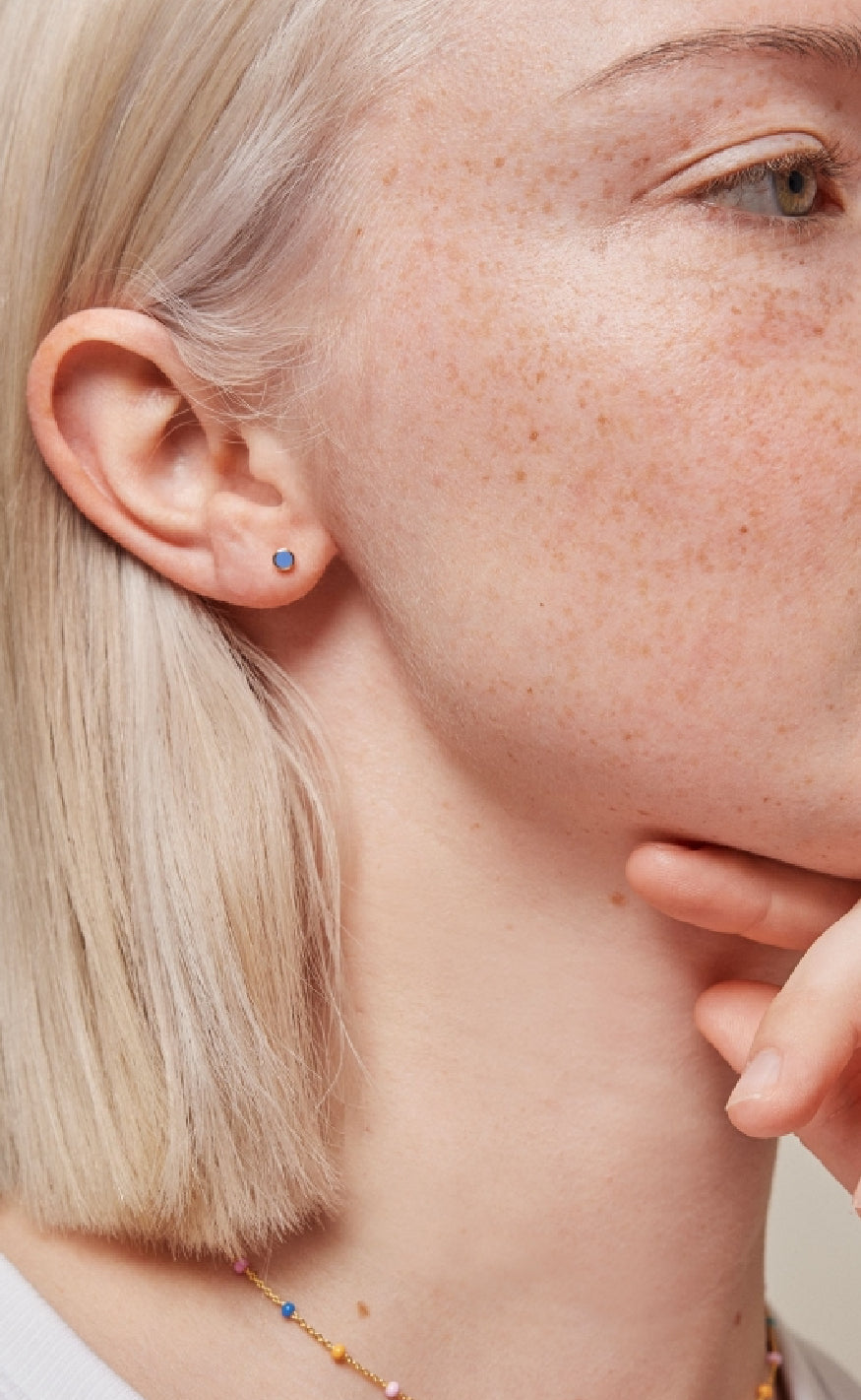 Enamel Copenhagen Øreringer - Stud Enamel Dot - Cornflower