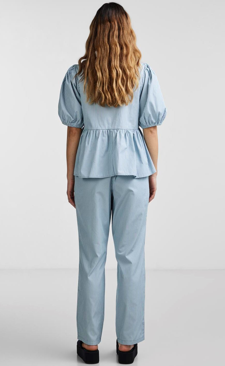 PIECES Topp - Holly Tie - Dusty Mint