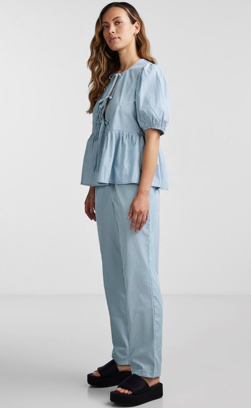 PIECES Topp - Holly Tie - Dusty Mint