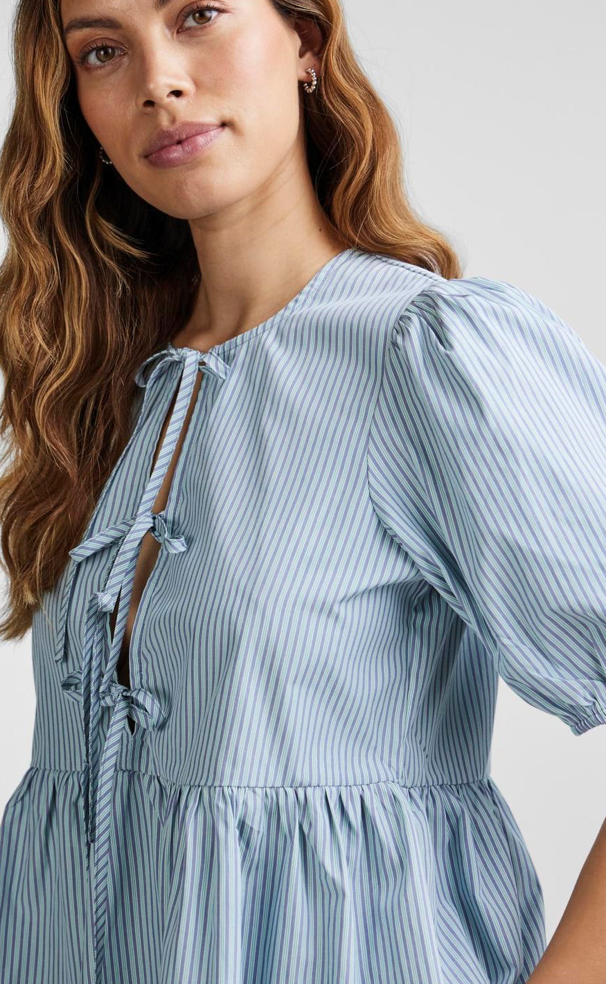 PIECES Topp - Holly Tie - Dusty Mint