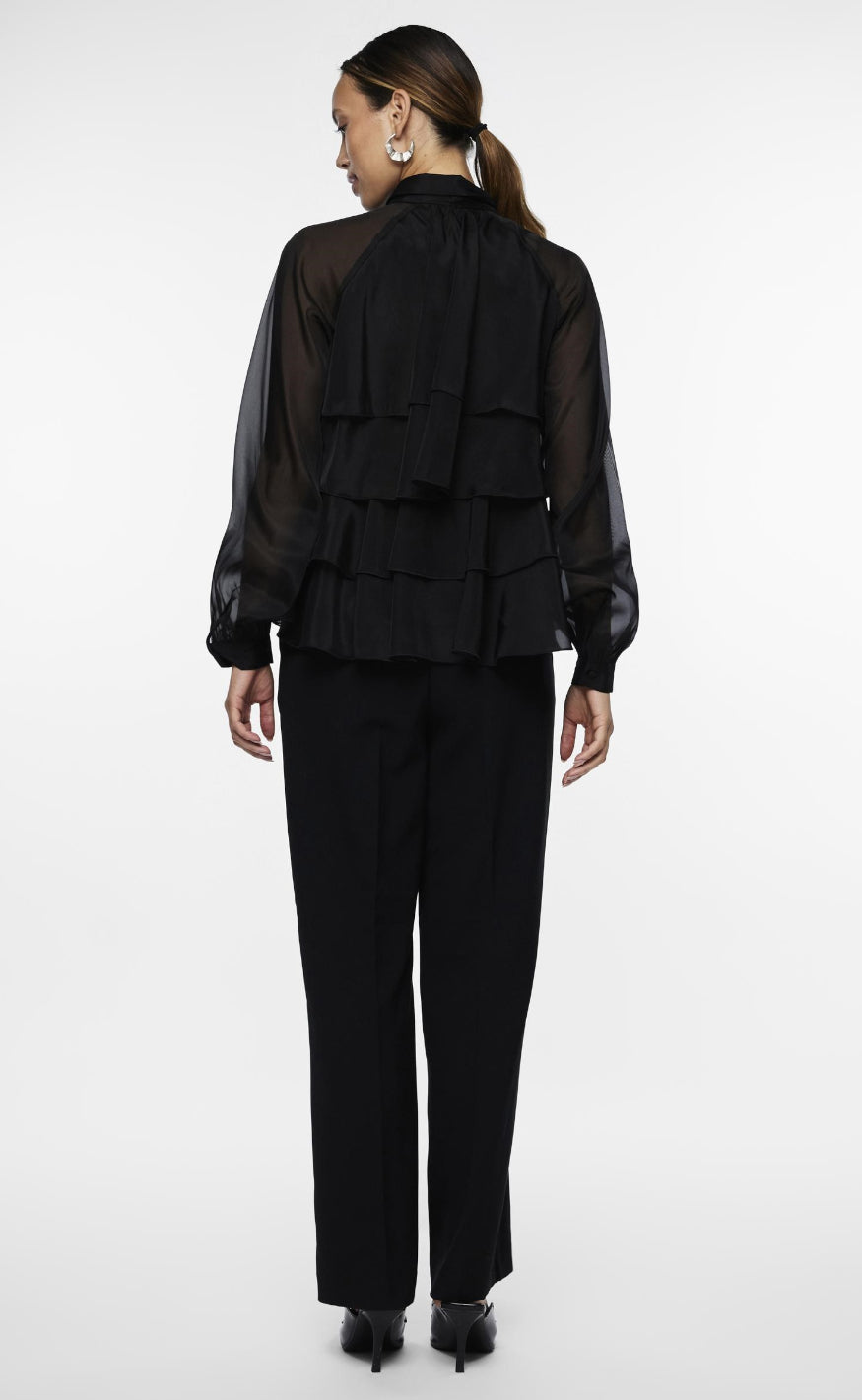 YAS Topp - Eloise - Black