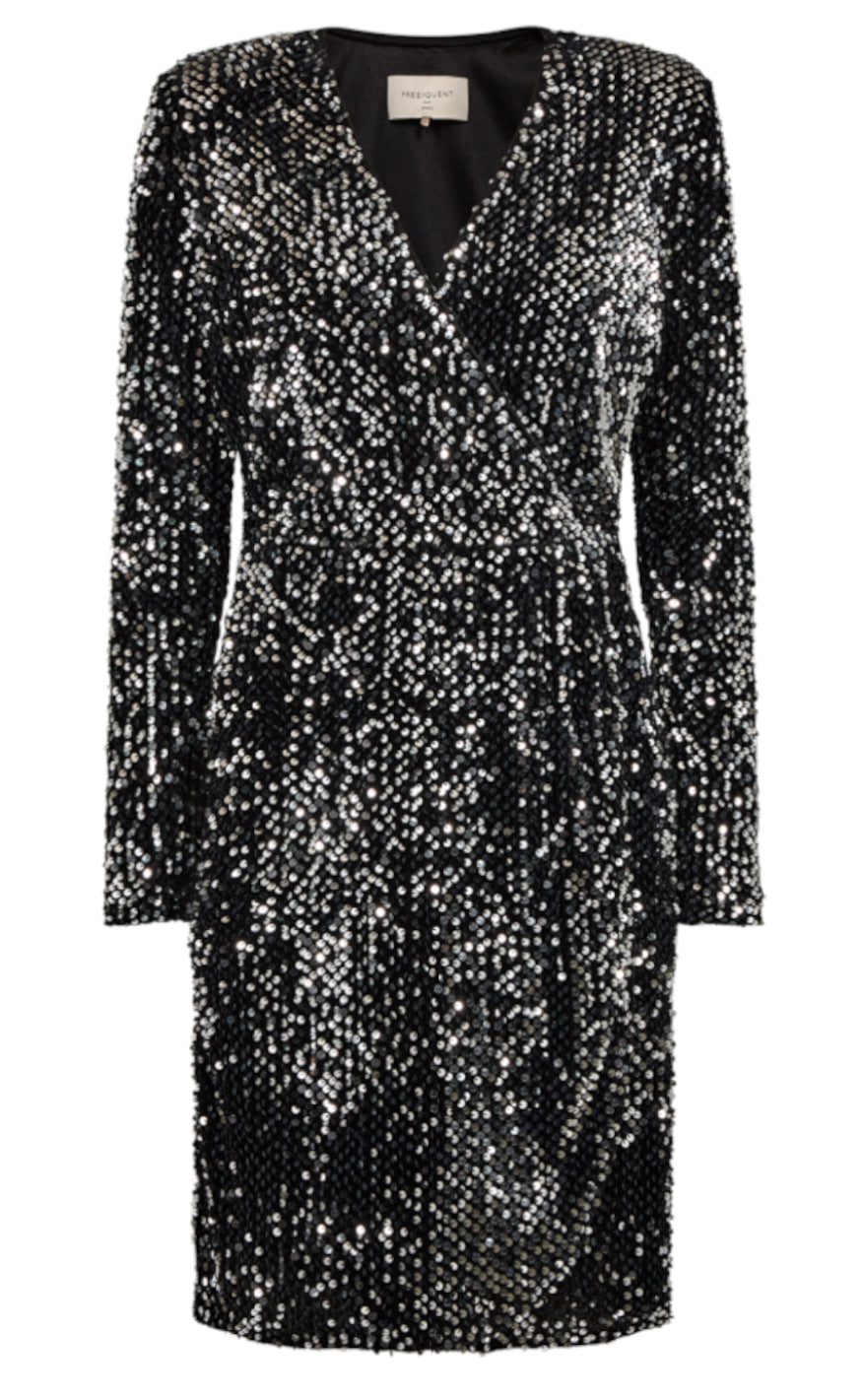 Freequent Kjole - Evaly - Black W. Silver