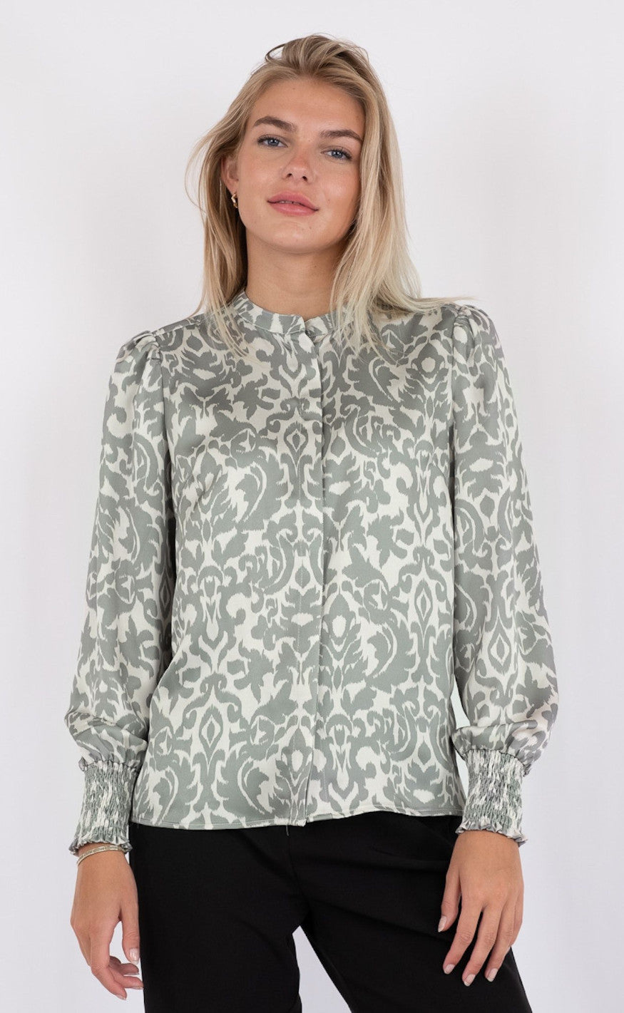 Neo Noir Blouse - Kala Flower Blur - Dusty Army
