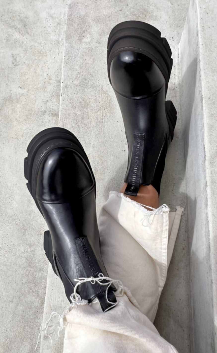 Copenhagen Shoes - You And Me Low - Black (with black sole)