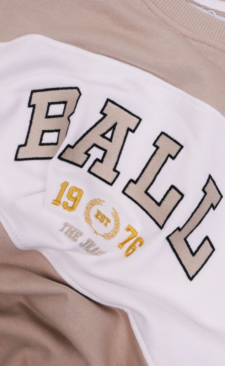 BALL Original Sweatshirt - J. Montana - Fossil
