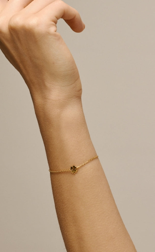 ENAMEL Copenhagen Armbånd - Four-Leaf Clover - Gold Colour