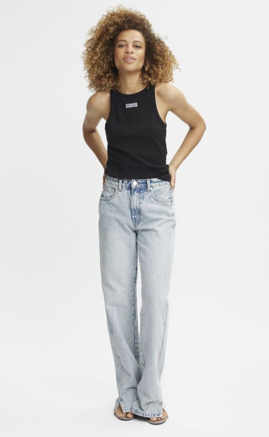 Gestuz Topp - Drew Logo - Black