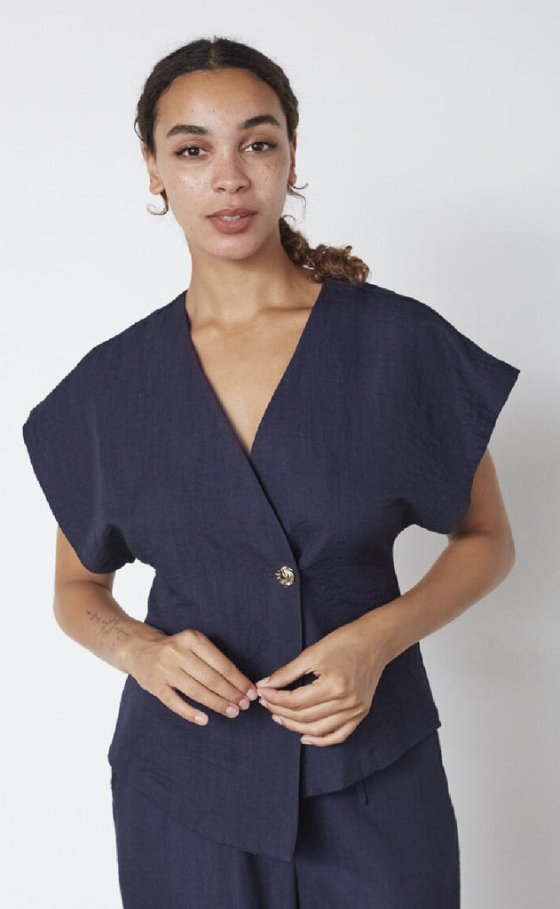 Sisters Point Vest - Gevela-VE2 - Dark Blue