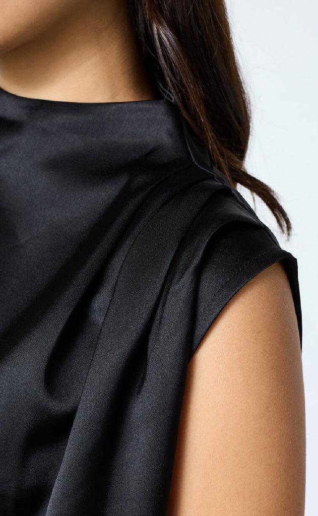 Sisters Point Topp - Guto-SL - Black