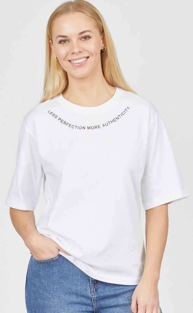Sisters Point T-shirt - Heda Loose - White/Black