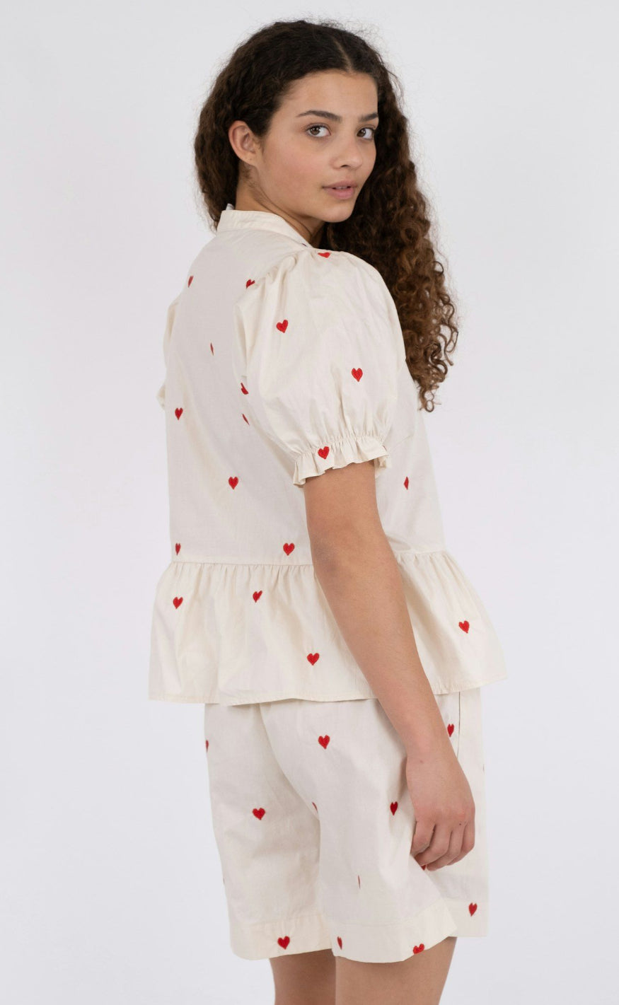 Neo Noir Topp - Savy Hearts - Creme