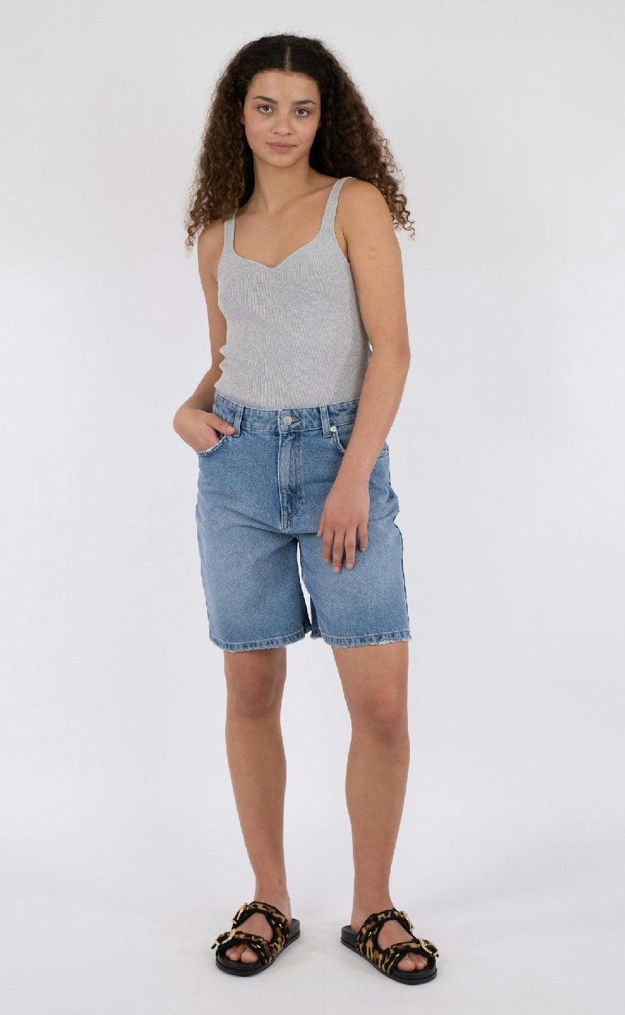 Neo Noir Topp - Hanora - Light Grey Melange
