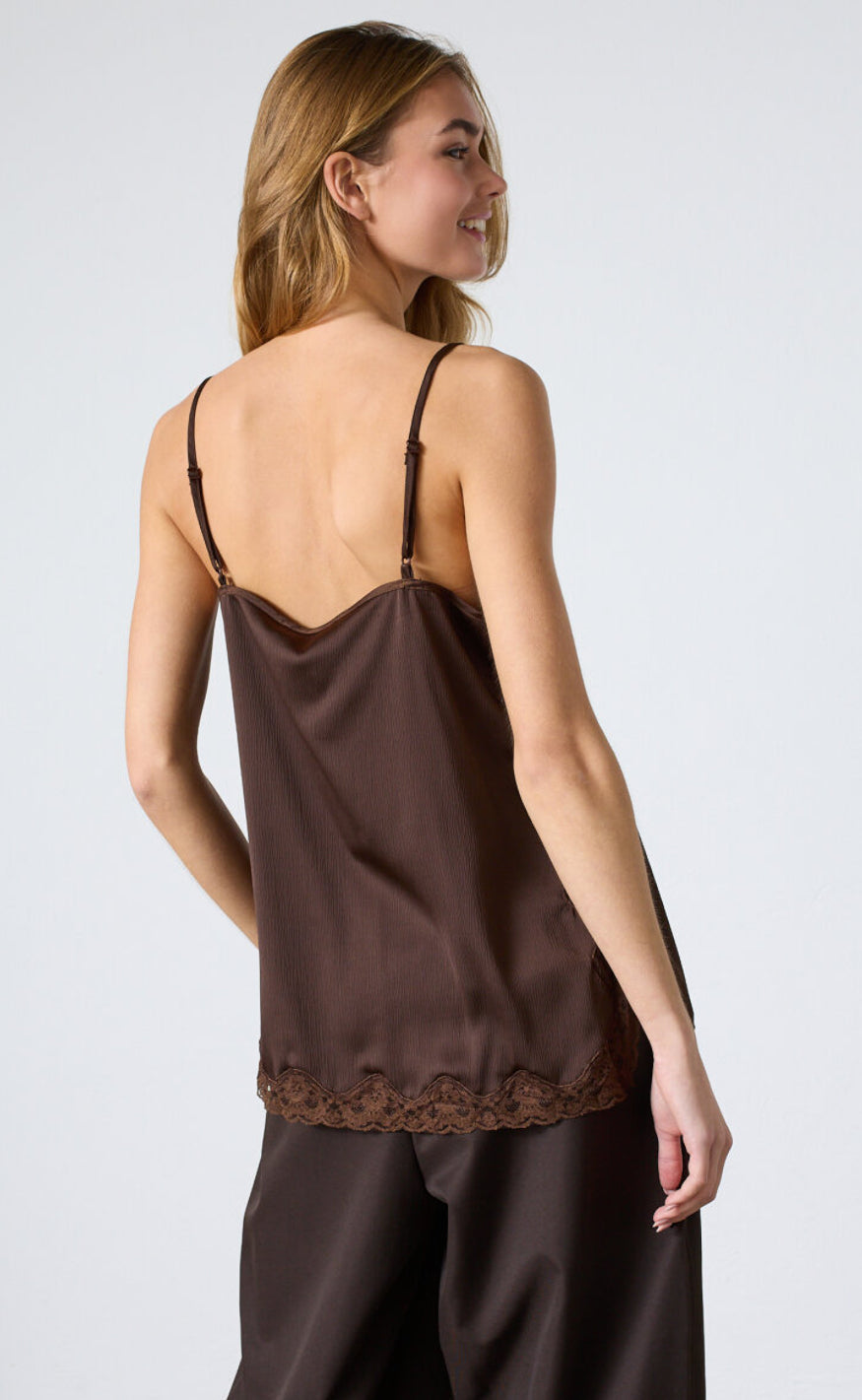 Sisters Point Topp - Isolde-ST1 - D. Chocolate