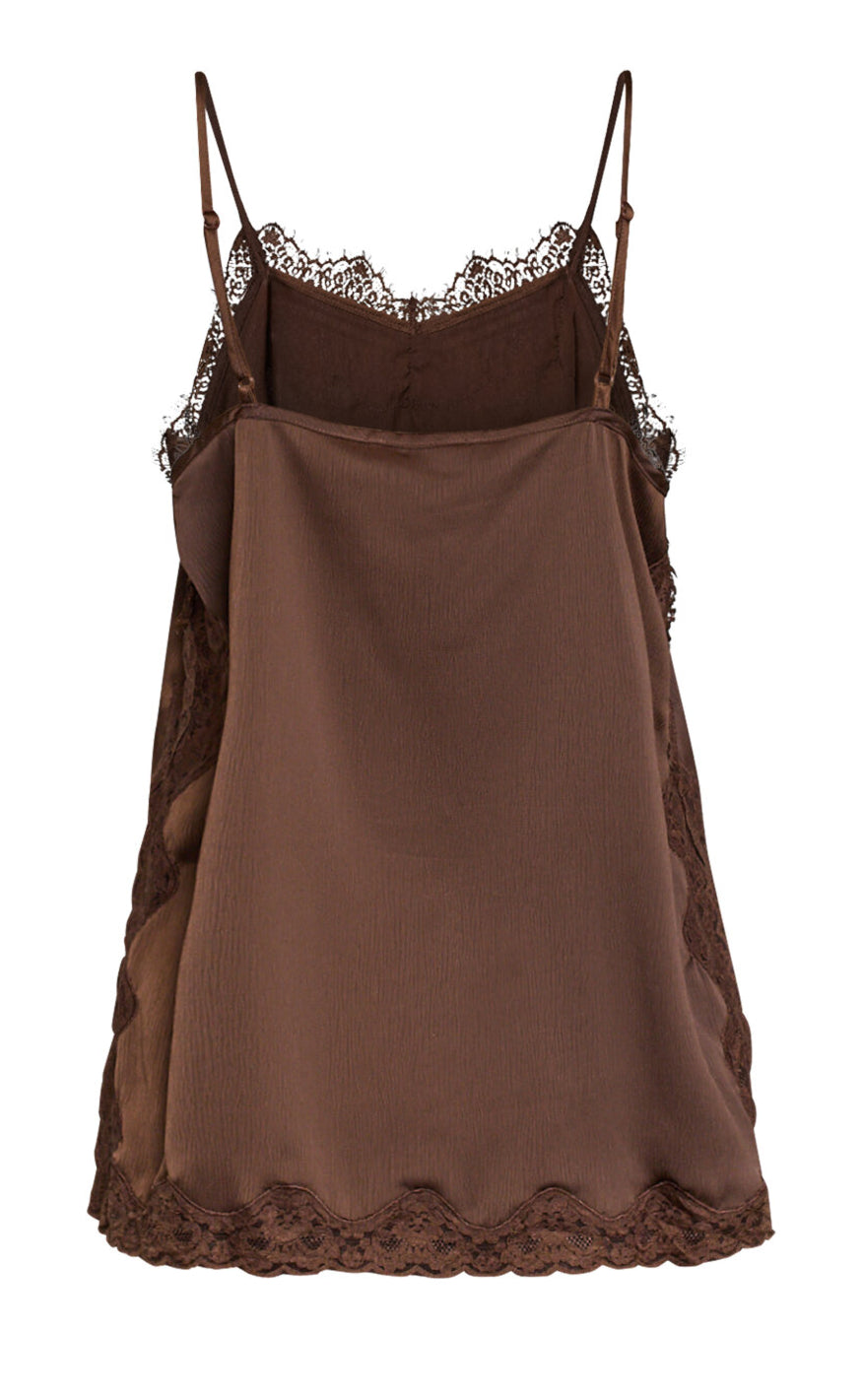 Sisters Point Topp - Isolde-ST1 - D. Chocolate
