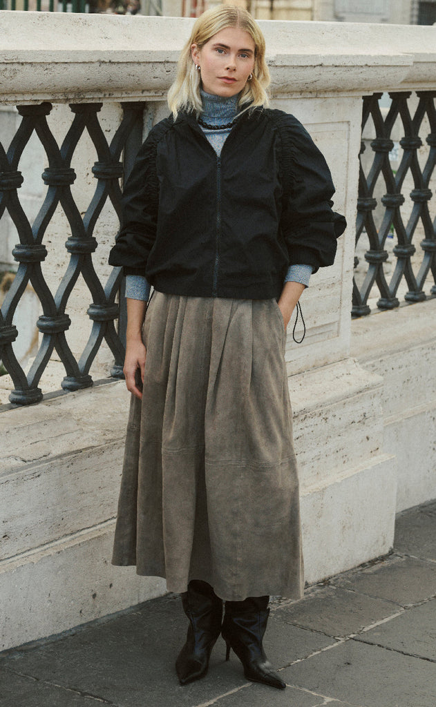 Culture Jakke - Cornelie Short - Black