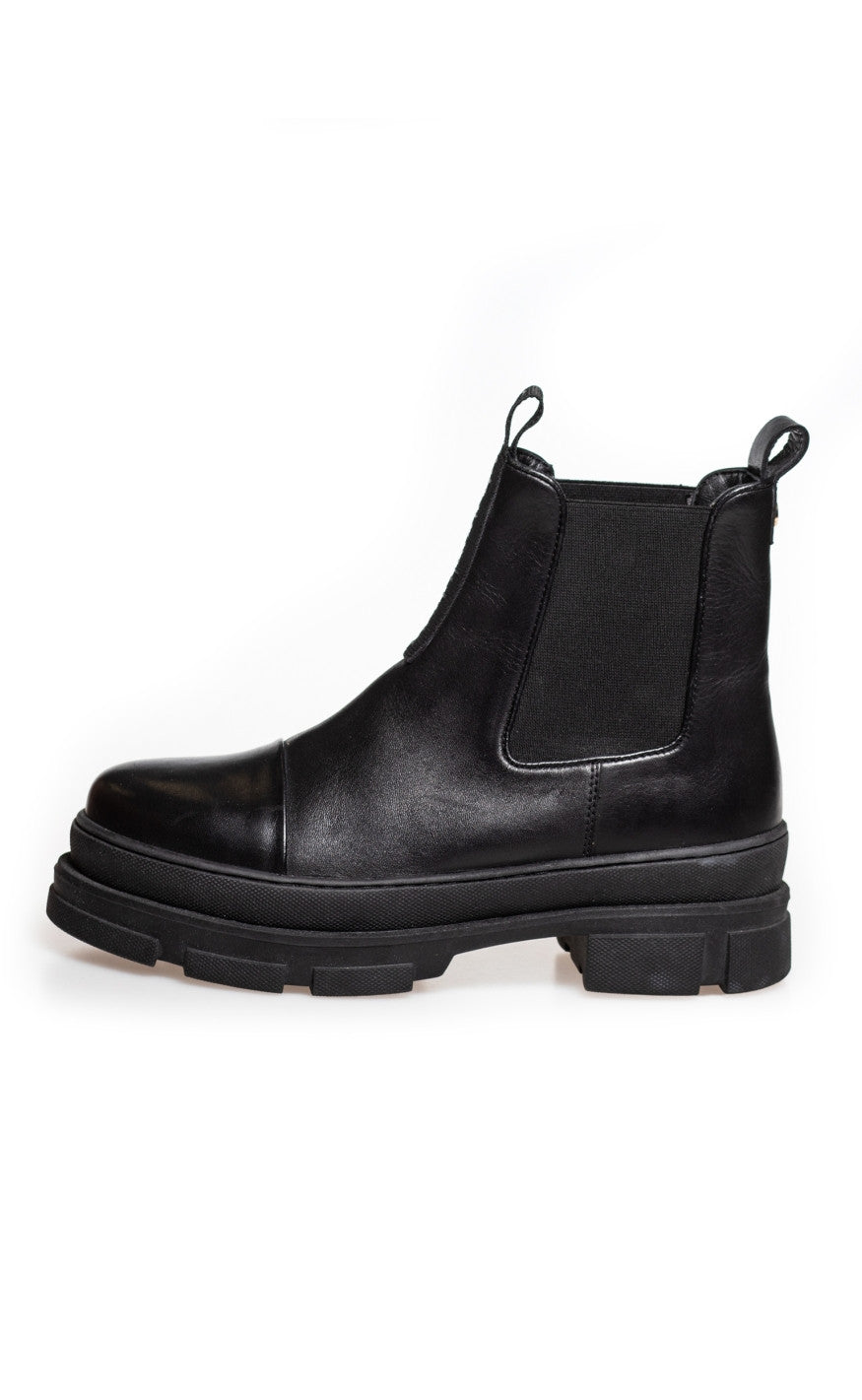 Copenhagen Shoes - You And Me Low - Black (with black sole)