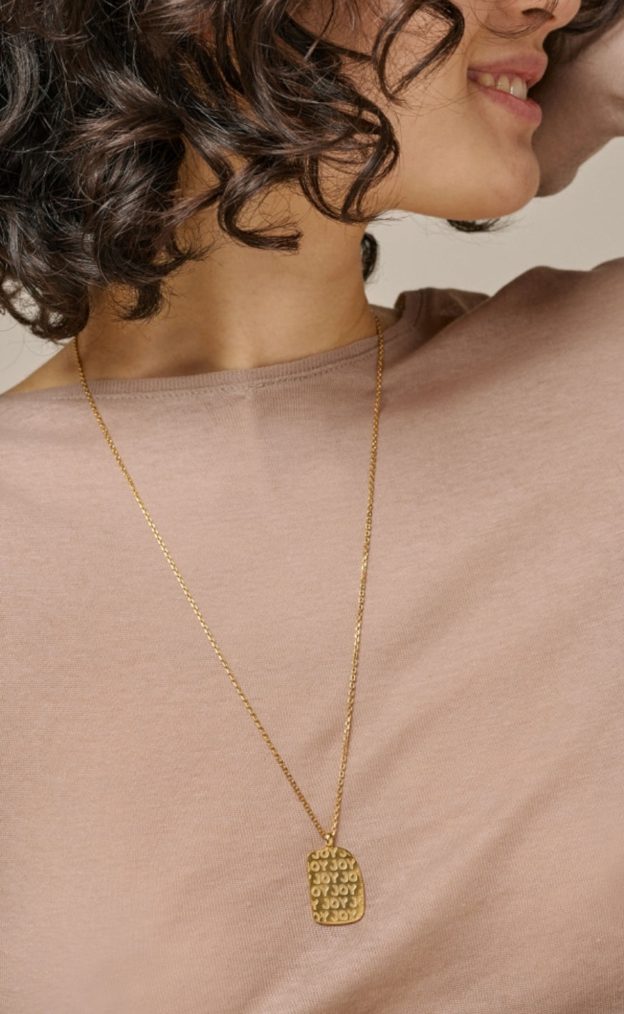 Enamel Copenhagen Halskjede - Joy Statement - Gold Colour