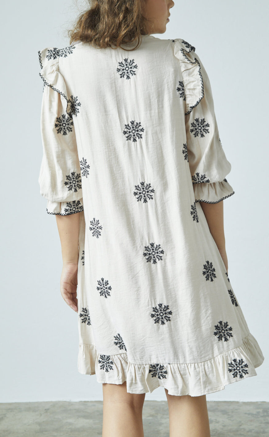 Love & Divine Kjole - Love1235-1 - Bamboo/Black Flower