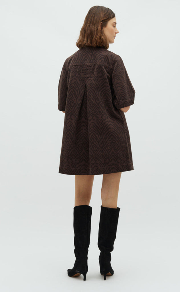 Global Funk Kjole - Mira-G - Brown Zebra Mist