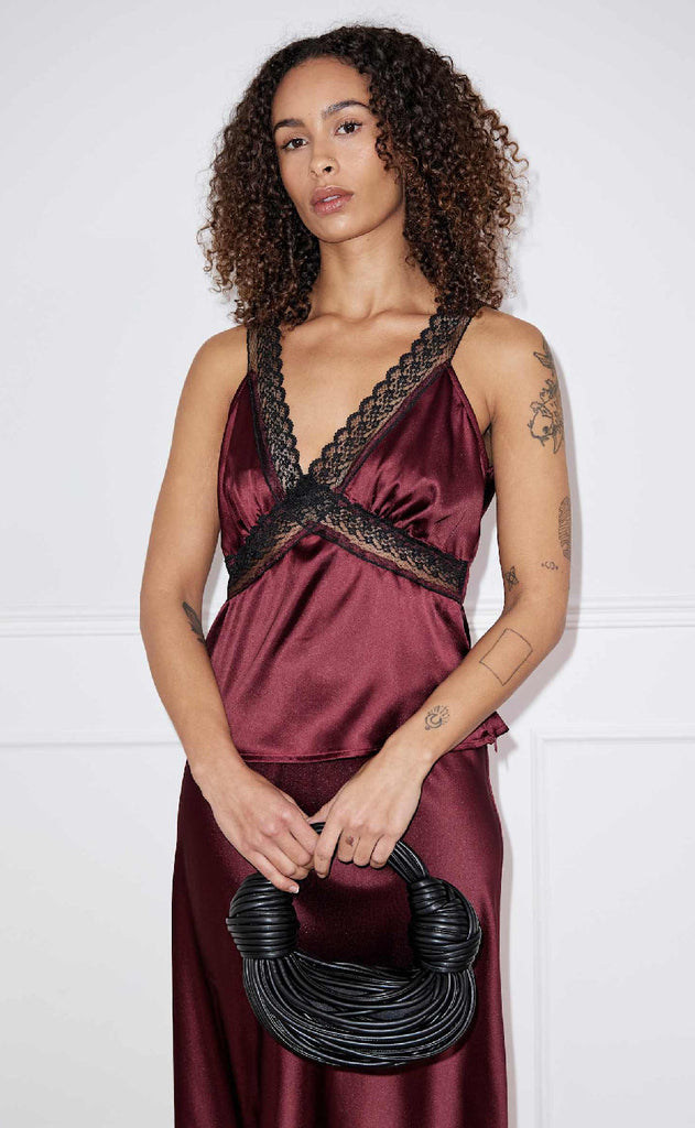 Noella Topp - Laurentina - Dusty Mahogany