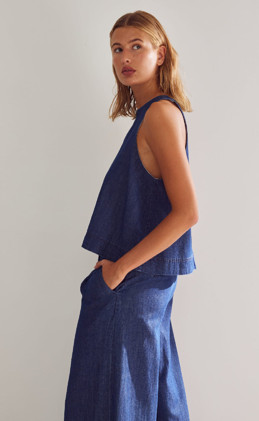 Noella Topp - Lindsey - Medium Blue Wash