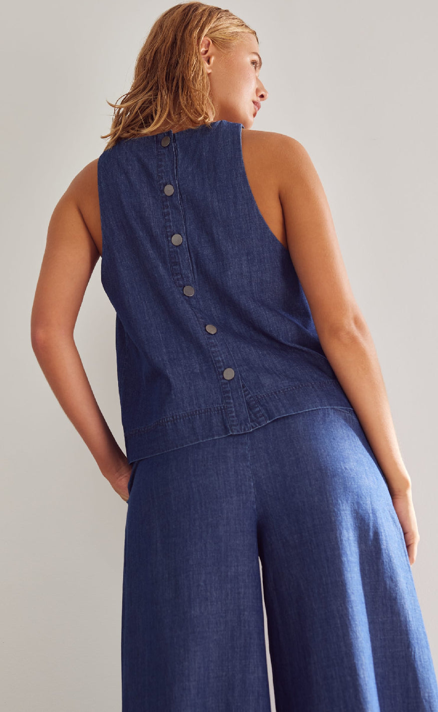 Noella Topp - Lindsey - Medium Blue Wash