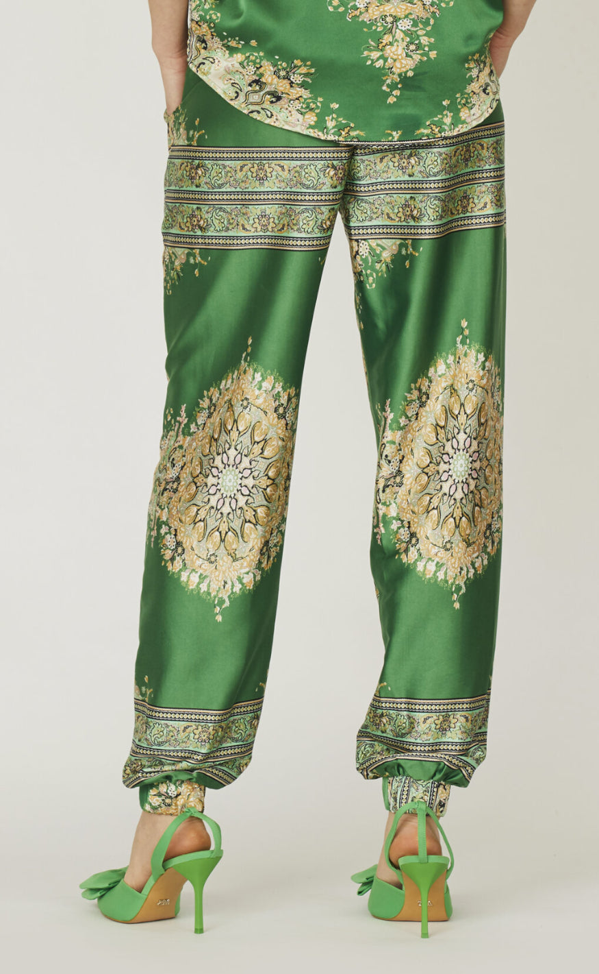 Love & Divine Bukser - Love564-20 - Green Paisley