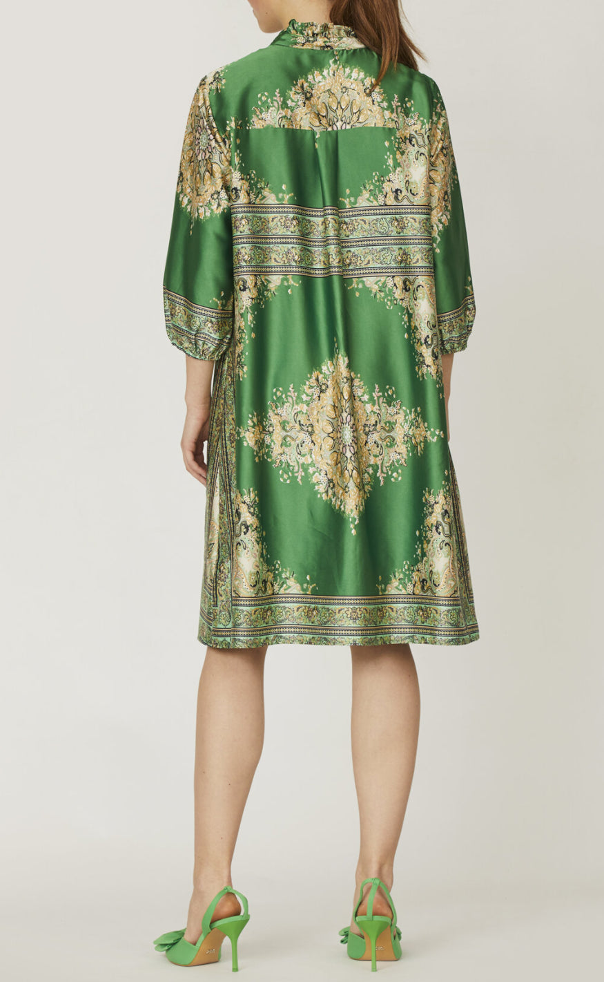Love & Divine Kjole - Love953-4 - Green Paisley