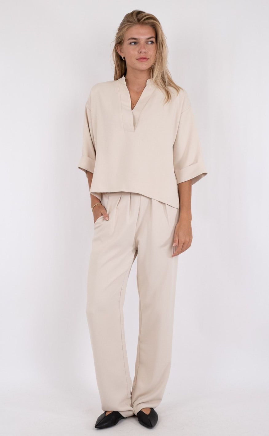 Neo Noir Bluse  - Luma - Creme