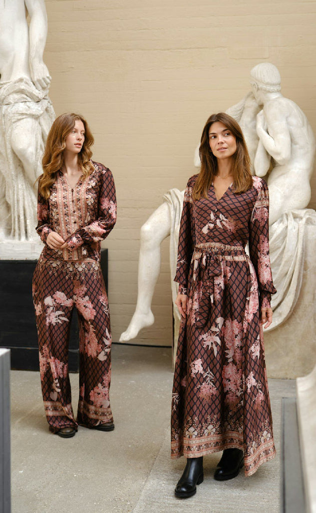 Neo Noir Bukser - Lunet Botanical - Black