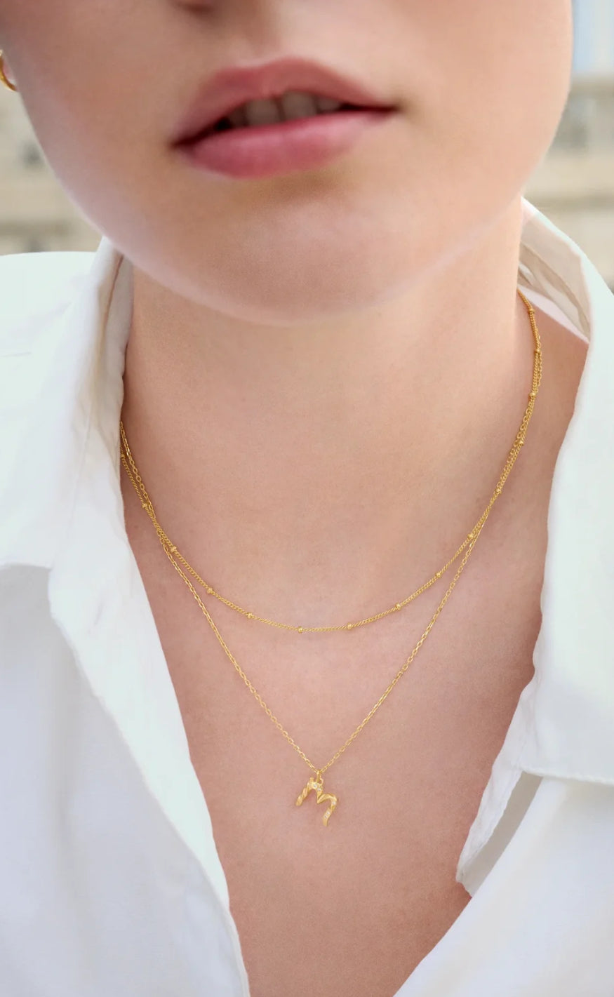 Maanesten Halskjede - M Alphabet - Gold Colour