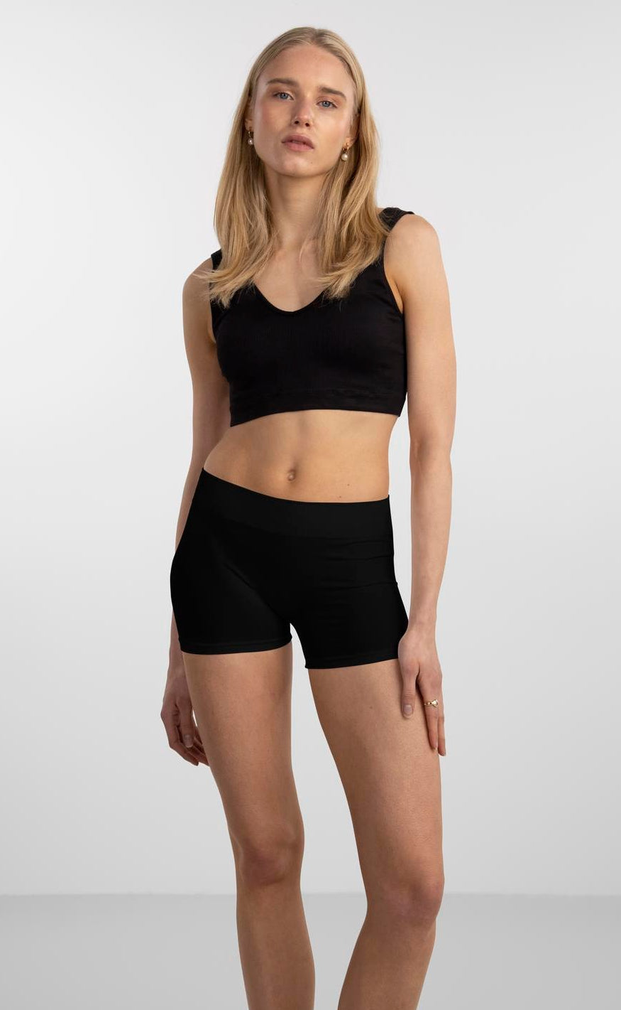 Pieces Shorts - London Mini - Black