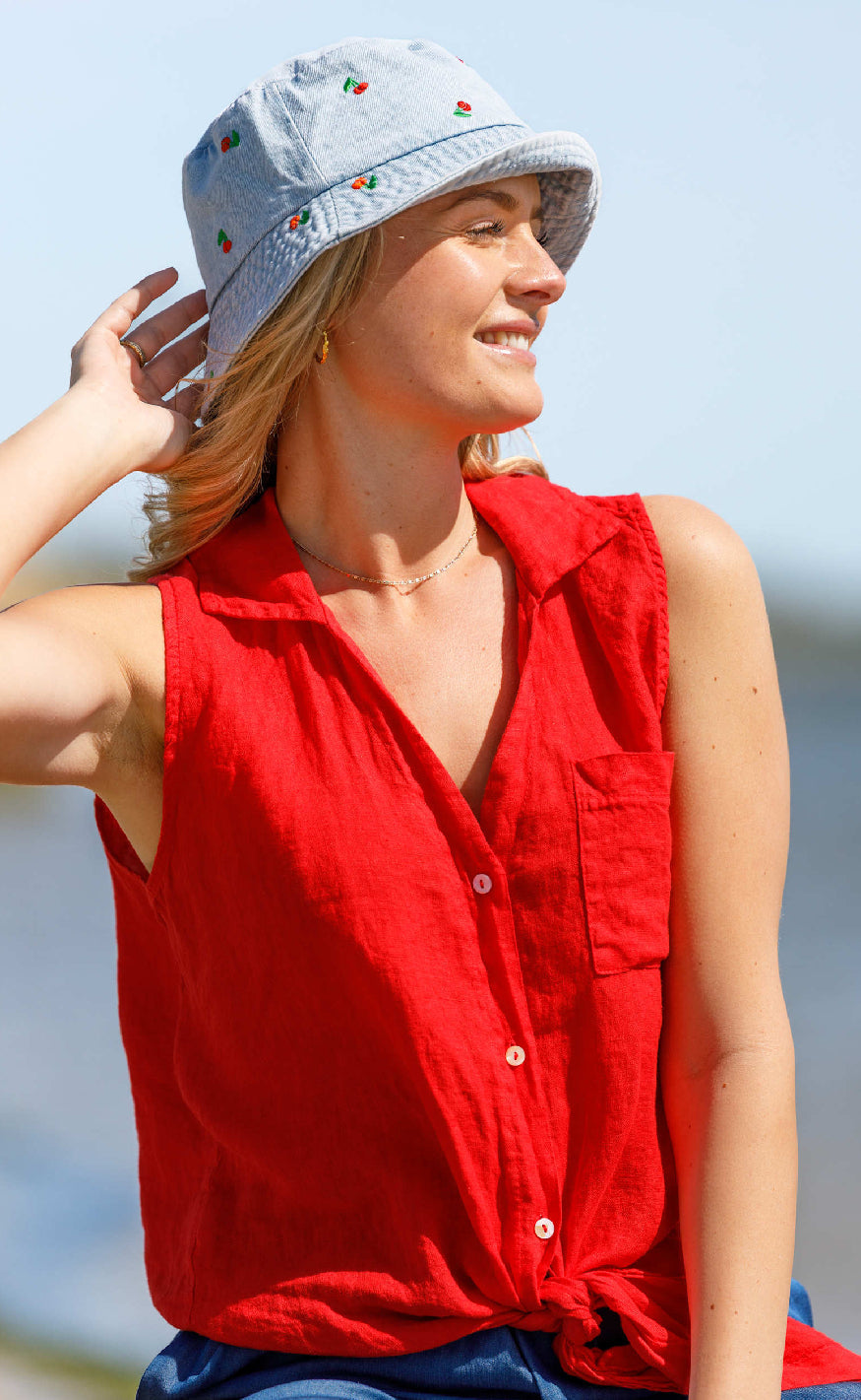 Black Colour Hatt - Maluca - Lt. Blue Denim/Cherry