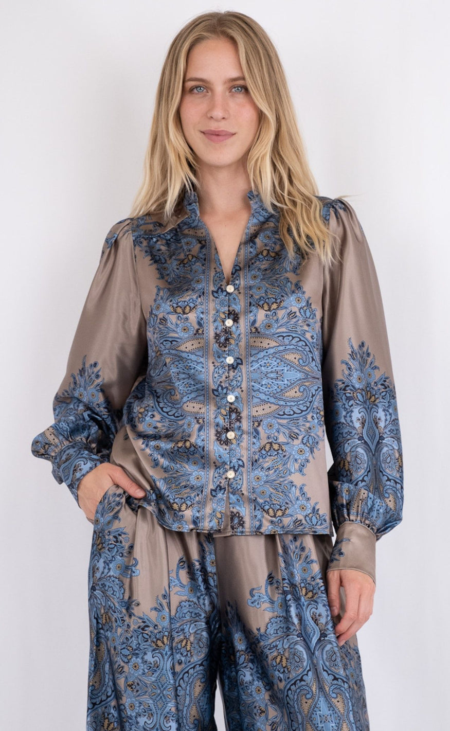 Neo Noir Skjorte - Massima Paisley - Blue