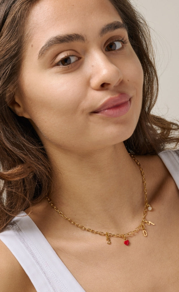 ENAMEL Copenhagen Halskjede - Medium Charm - Gold Colour