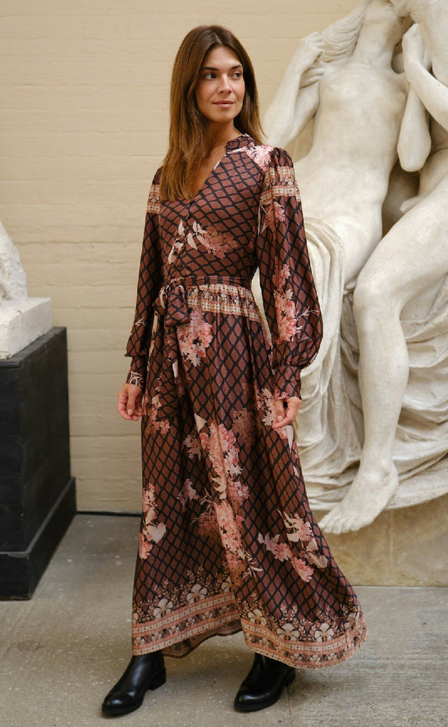 Neo Noir Kjole - Nova Botanical - Black