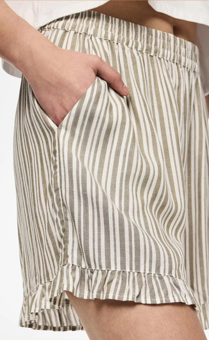 PIECES Shorts - Alvina - Laurel Oak