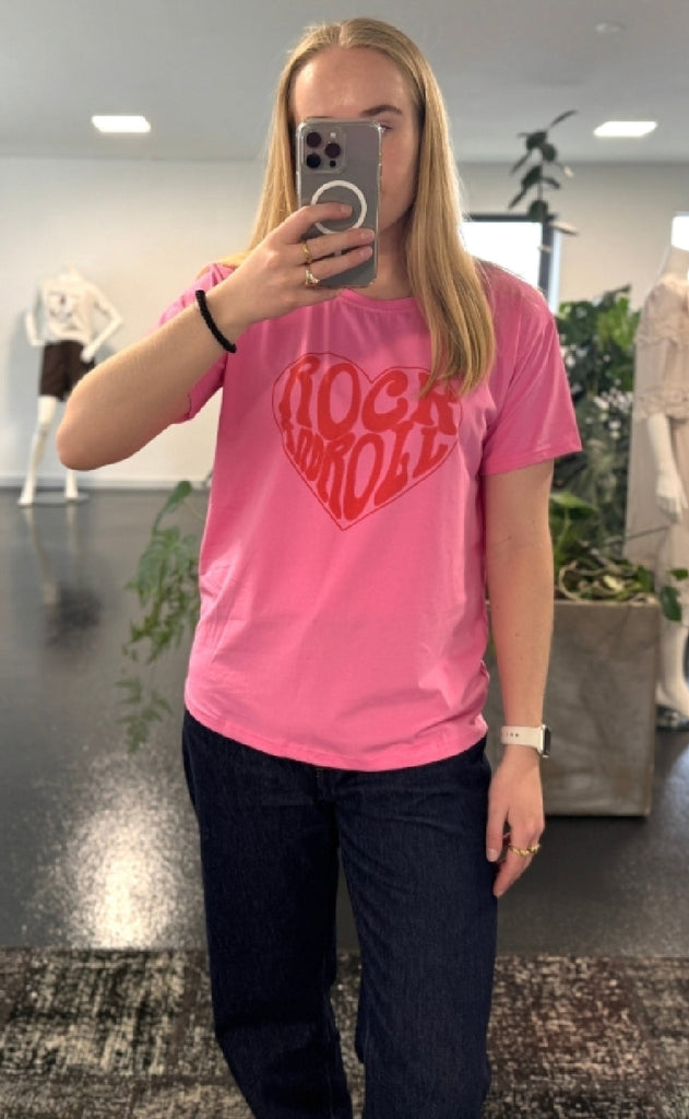 Luxzuz T-shirt - Rock & Roll - Prism Pink