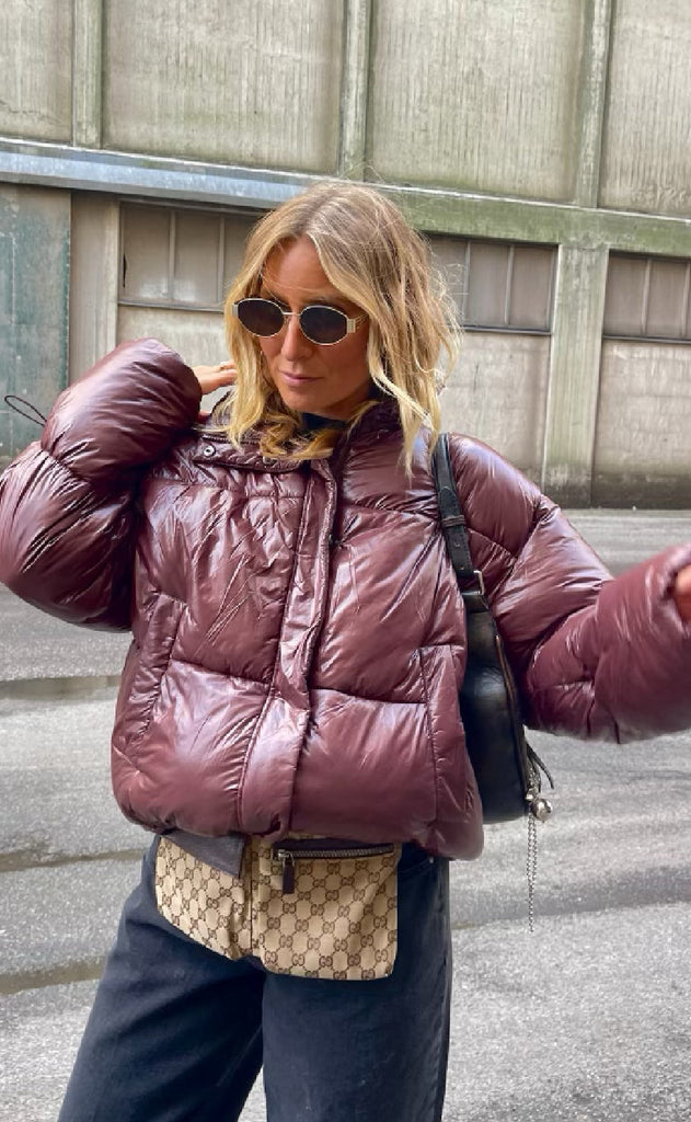 Noisy May Jakke - Allie Shiny - Windsor Wine