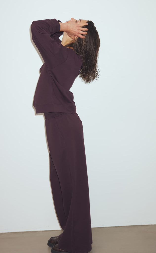 Noella Sweatshirt - Meilani - Winetasting