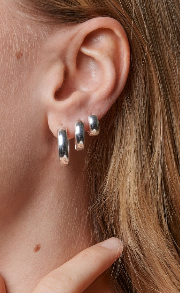 Enamel Copenhagen Øreringer - Classic 20 mm - Silver Colour