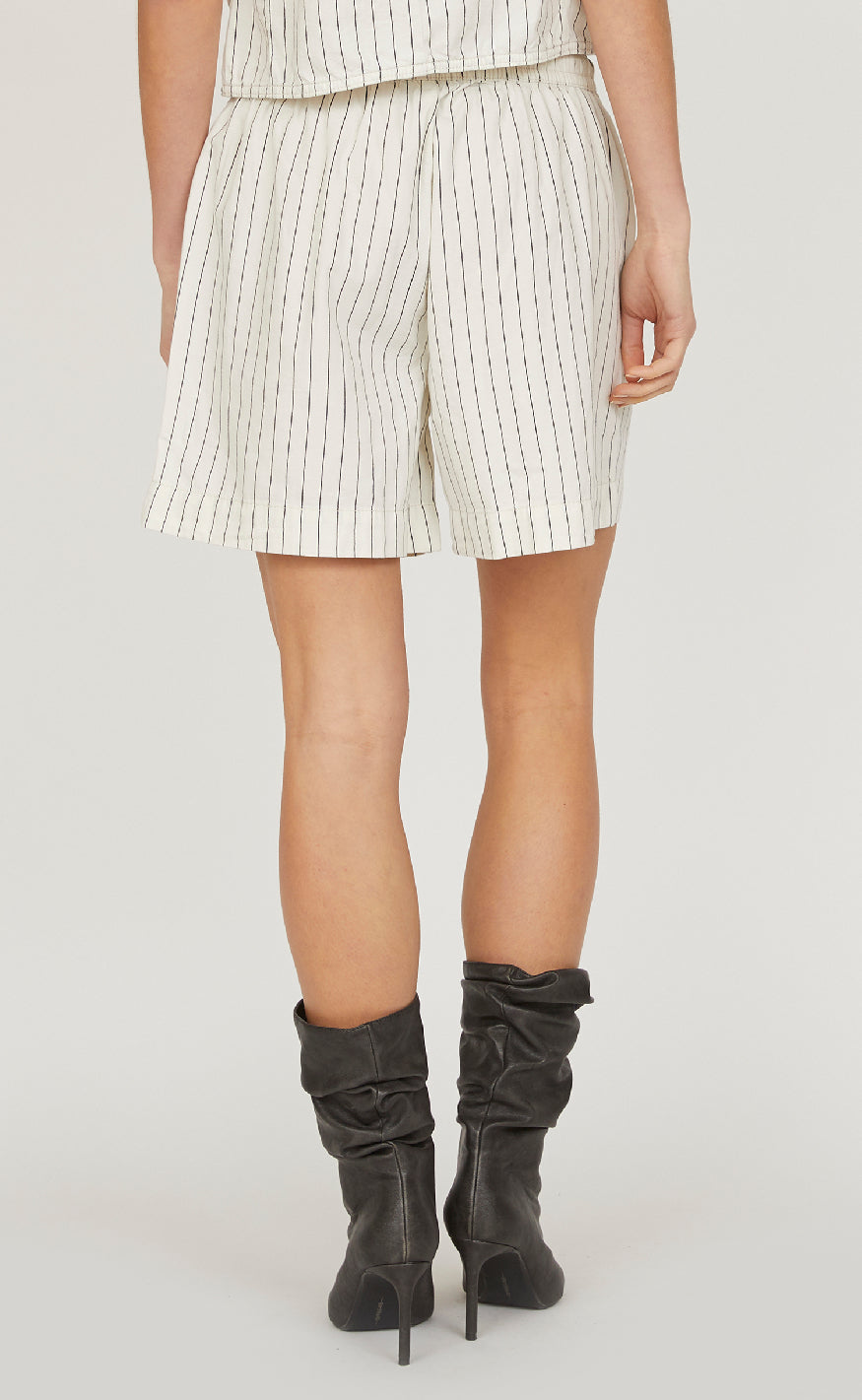 Sisters Point Shorts - Ella - Cream/Navy