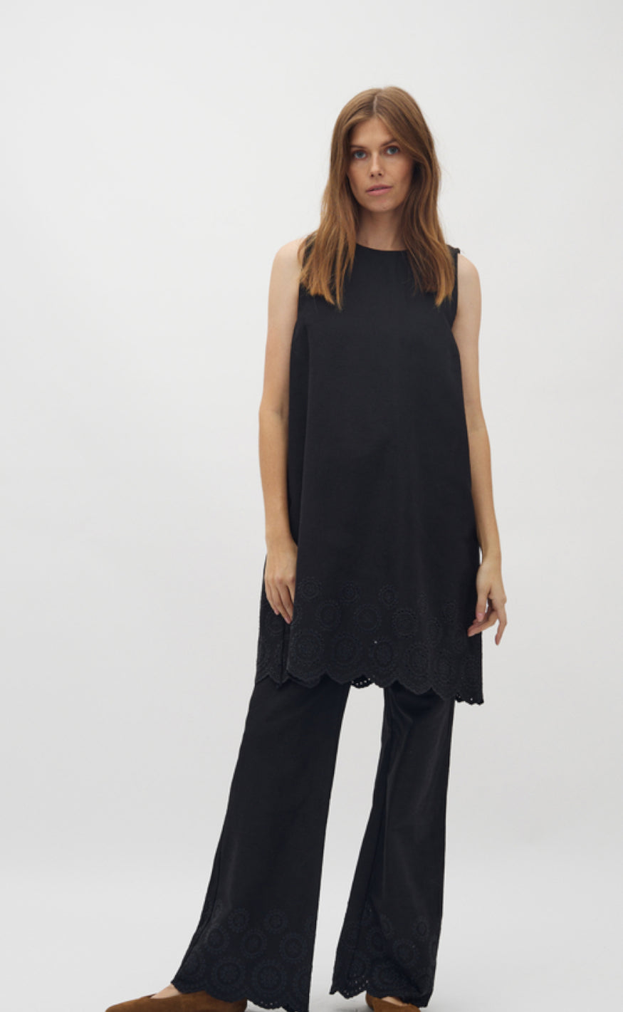 Global Funk Topp - Rihne Scallop-G - Black