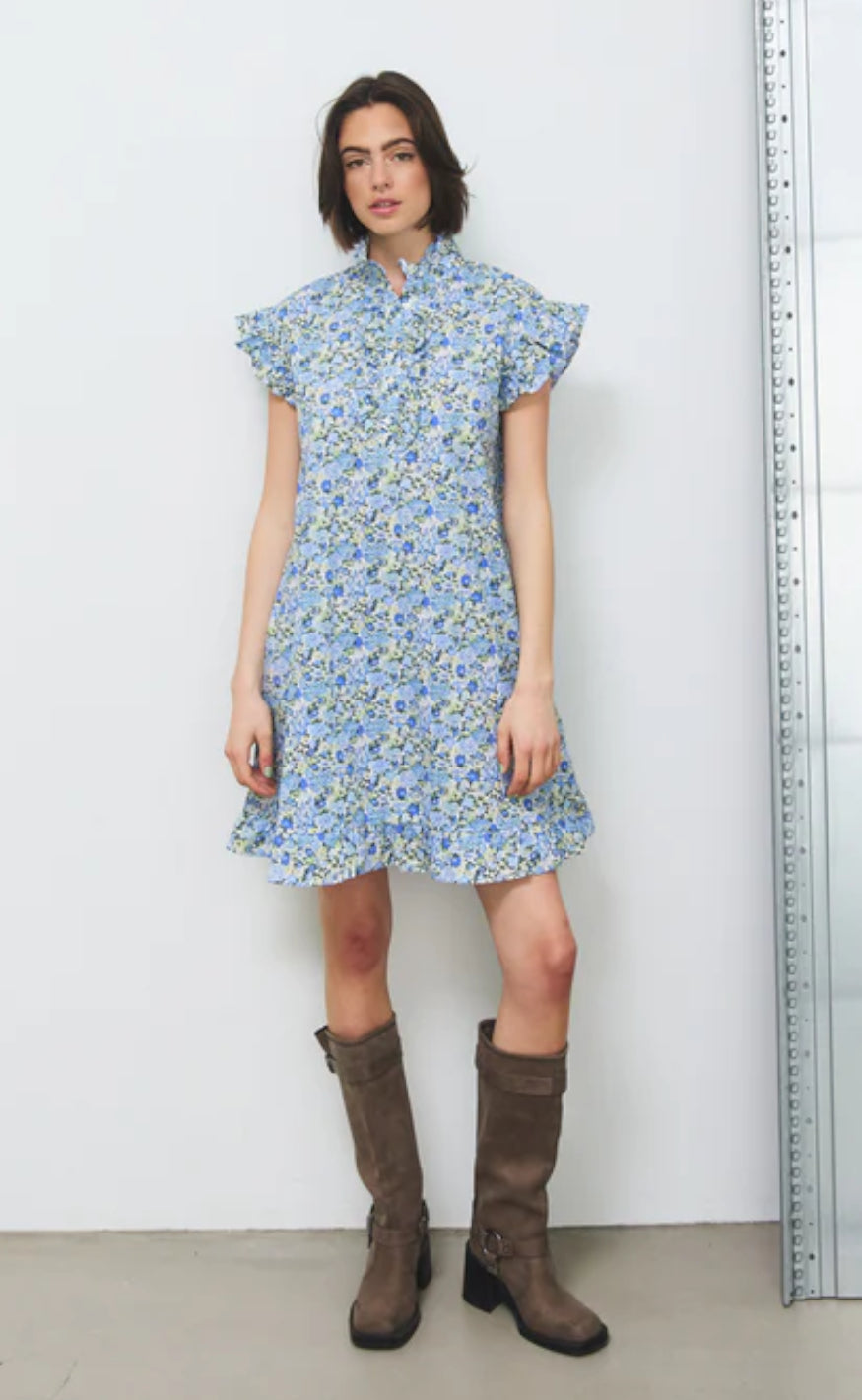 Noella Kjole - Sally - Blue/Yellow Flower