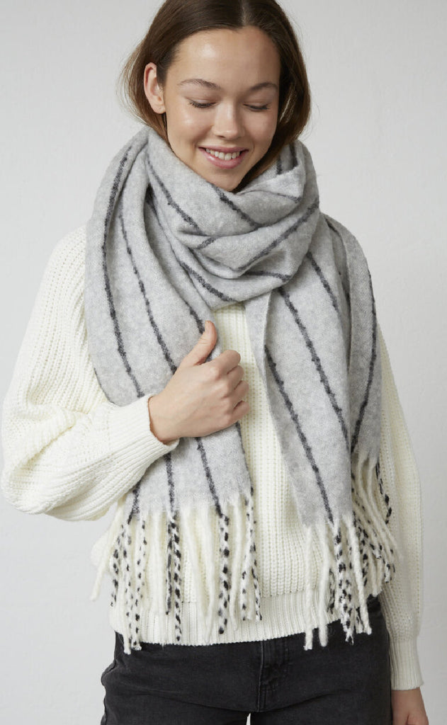 Sisters Point Skjerf - Scarf-494 - L. Grey Mel/Black