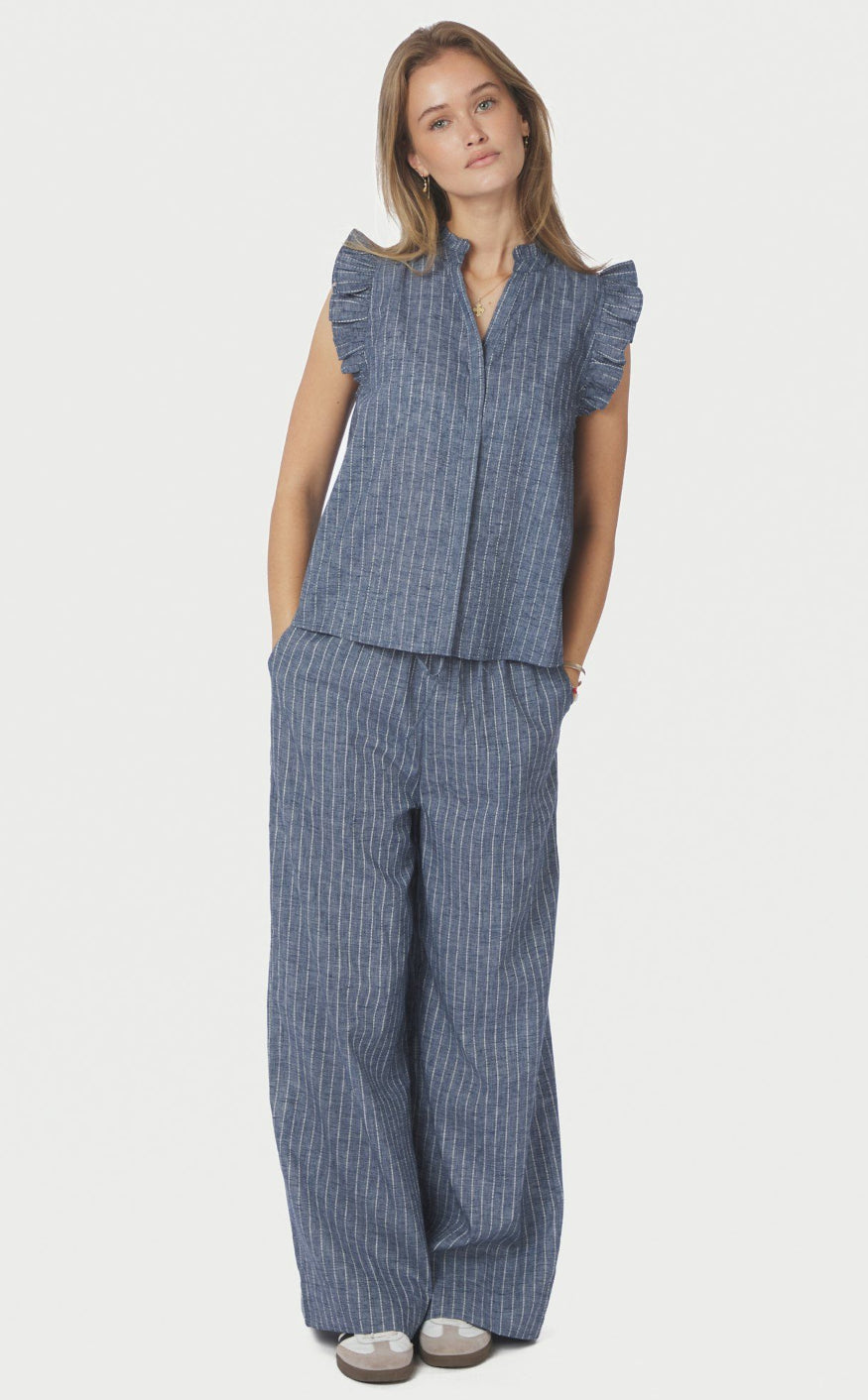 Neo Noir Topp - Siona Emb - Blue