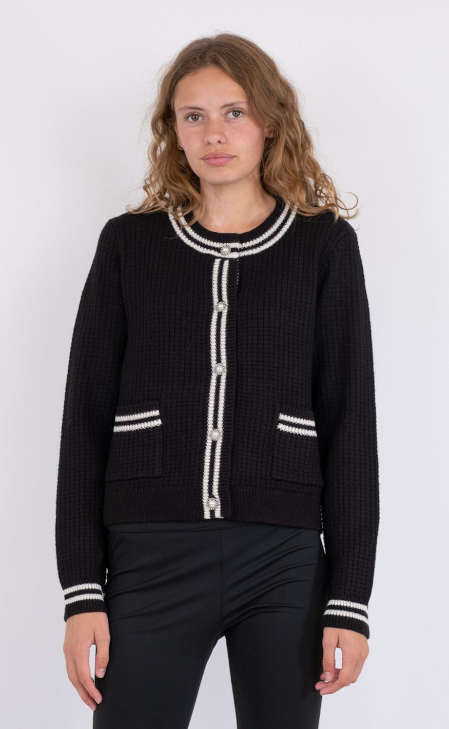 Neo Noir Cardigan - Tilda - Black