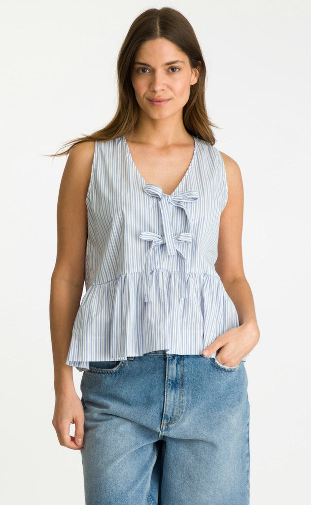 Neo Noir Topp - Manja Stripe - Light Blue